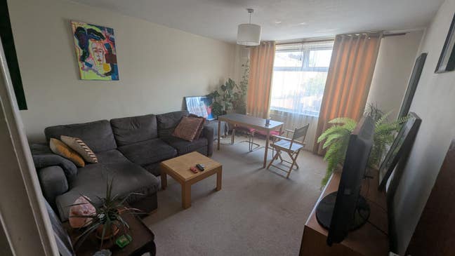 Double room in two bed house in Dalston Main Photo