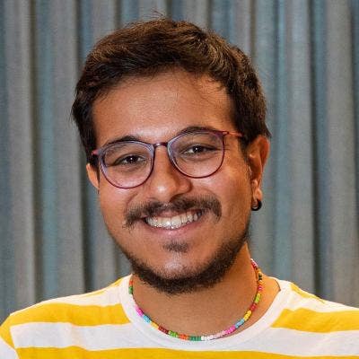 Looking for a room to live! :) Main Photo