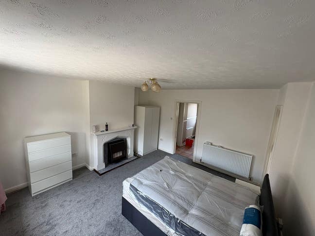 New rooms for rent  Main Photo