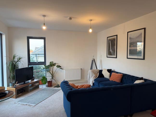 Bright One Bedroom Streatham  Main Photo