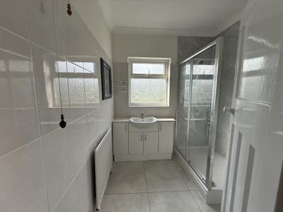 2 rooms for rent Ws3 area Walsall Main Photo
