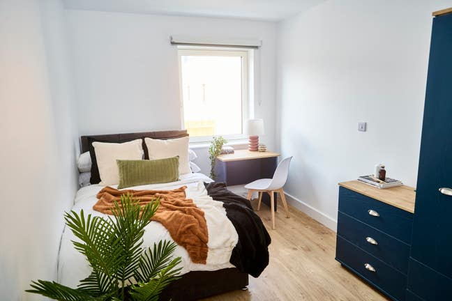 Luxury Double Bed Student room En-Suite Main Photo