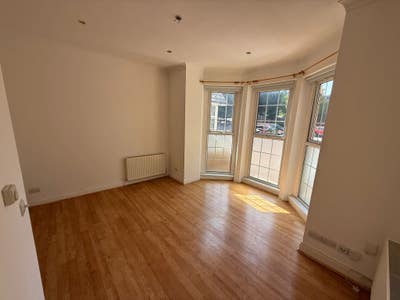 2 Bedroom | Crystal Palace  Main Photo