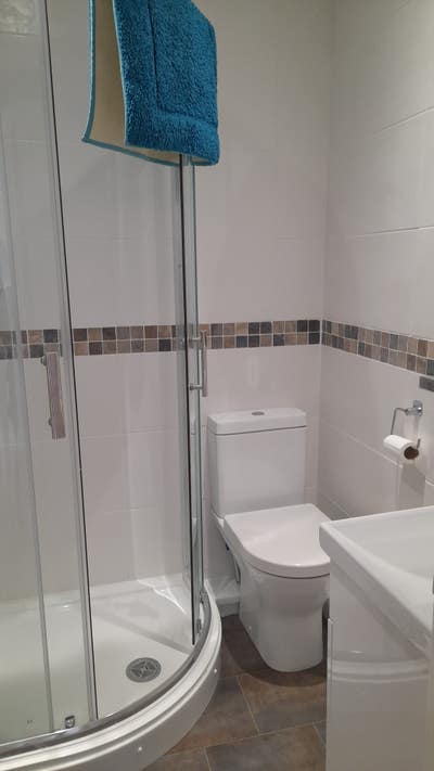 Double room with own shower & living space Main Photo