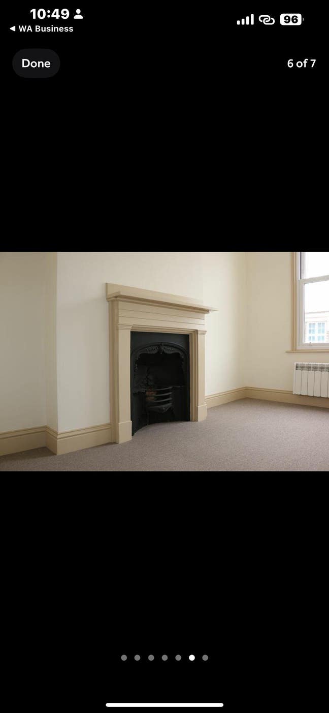 Looking for a flatmate Main Photo