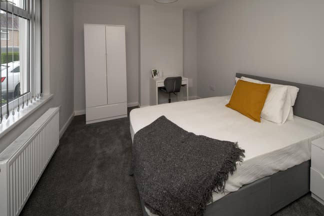 Immaculate 4 Bed - Kingswood/Fishponds Border Main Photo