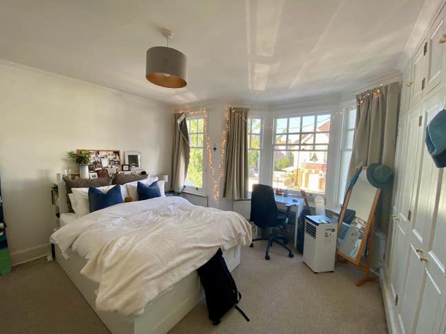 Beautiful large double bed room  Main Photo