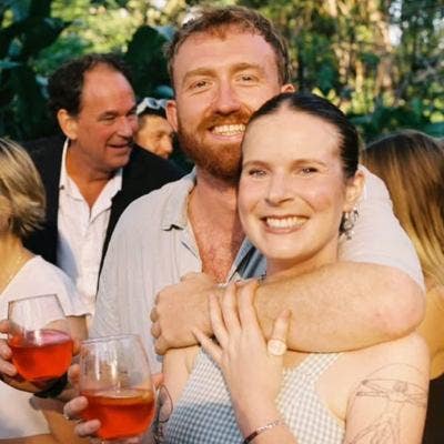 Aussie Couple Seeking Room! Main Photo