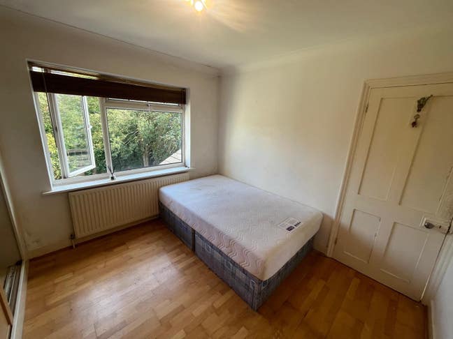 Room for  Rental Main Photo