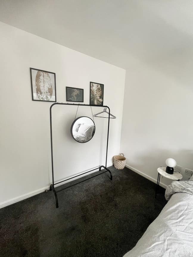 Furnished Double room opp Co Op Live arena! Main Photo