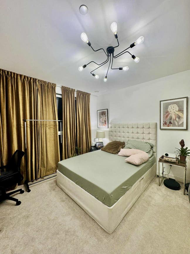 Room for Rent in East London -  Professionals Only Main Photo