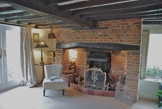 Beautiful Double Rooms in character Home Main Photo