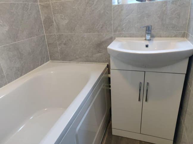 Single Room in a Strategic Location –  Main Photo