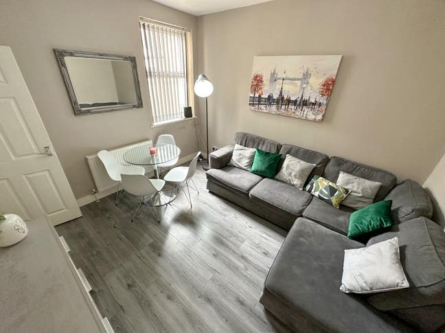 Empress Road - 6 Double Rooms Main Photo