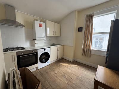 Spacious one bedroom flat - Kilburn Main Photo