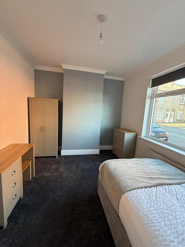 Modern Ensuite Room | Newly Renovated House Main Photo