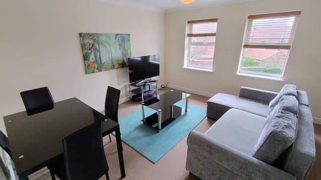2 Bed Flat, Barbican Mews  - Students Only Main Photo