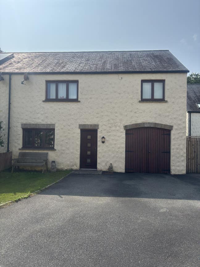 Large double en-suite room  Main Photo