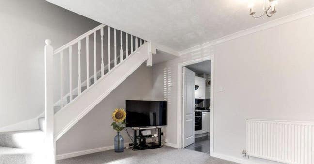 'Must See House' 2 Bedroom Furnished for Rent' Main Photo