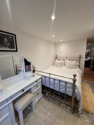 Brand new , beautiful , flatlet. Main Photo