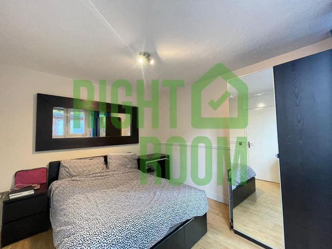 West Hampstead - 4 Bed - Stunning ! Offer Price! Main Photo