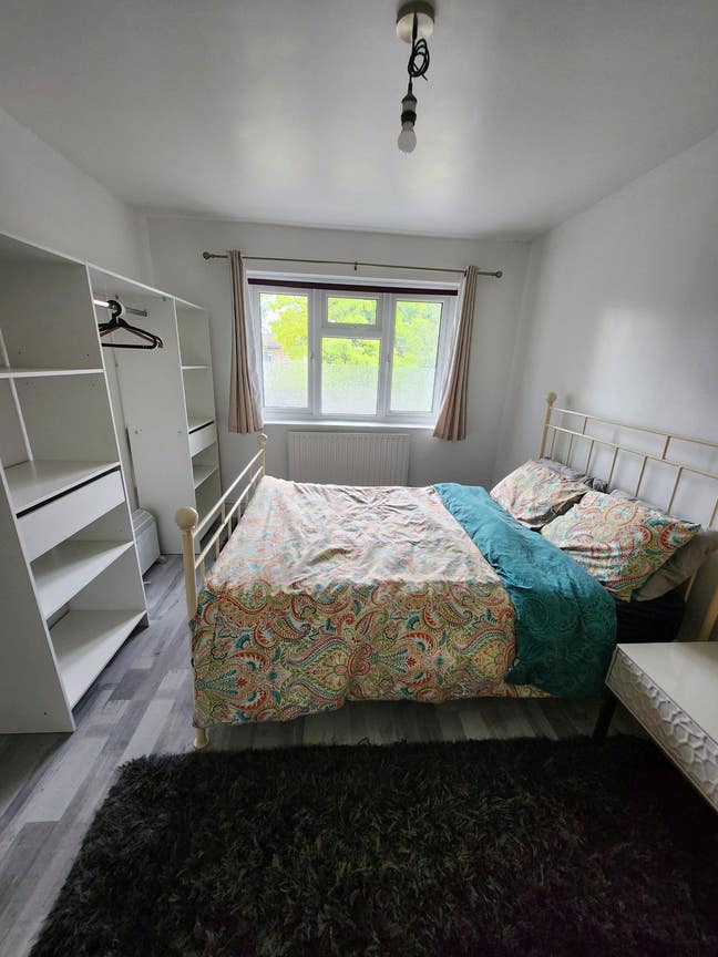 Large double room  Main Photo