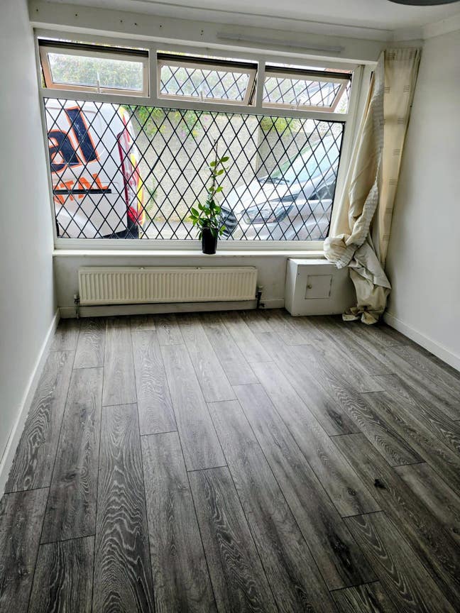 Large double room Main Photo