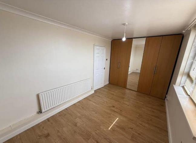 Double Room to Let IN Hounslow TW3  Main Photo