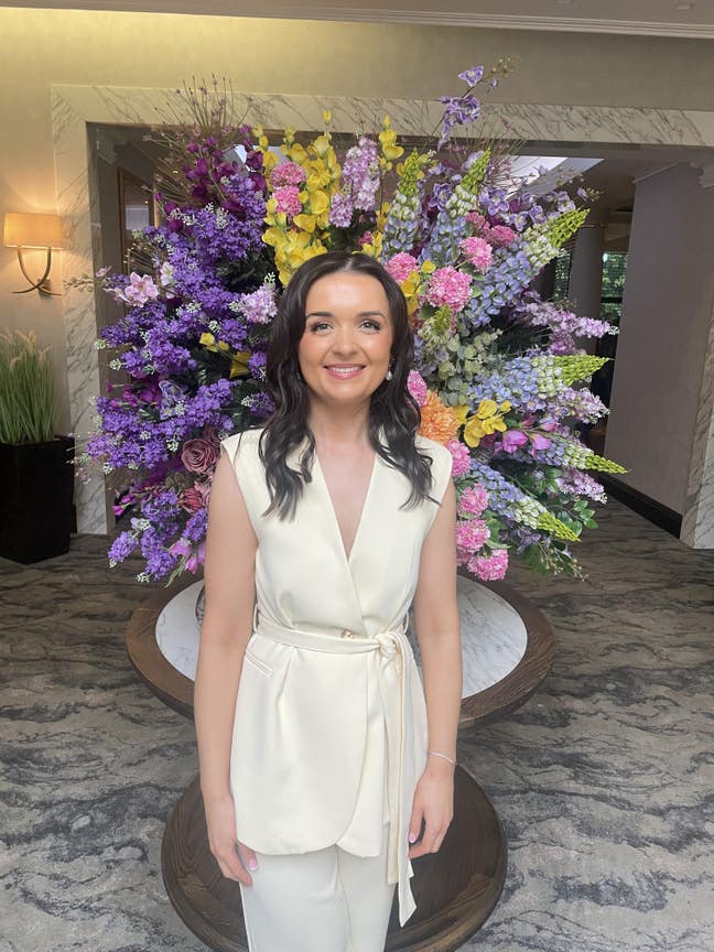 Hello I’m Lisa and I am 30. I am a Speech a... Main Photo