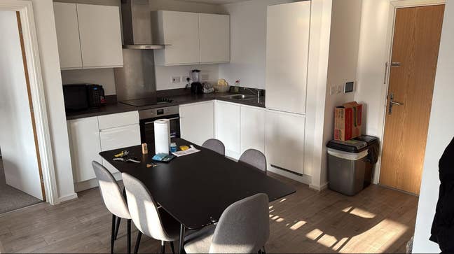 1 bedroom available in a two bedroom apartment.  Main Photo