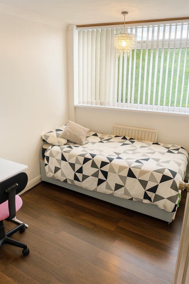 🌟 Cosy Room Woking Town Centre 🌟 Main Photo