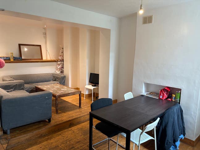 2 Spare room in the heart of Brighton  Main Photo