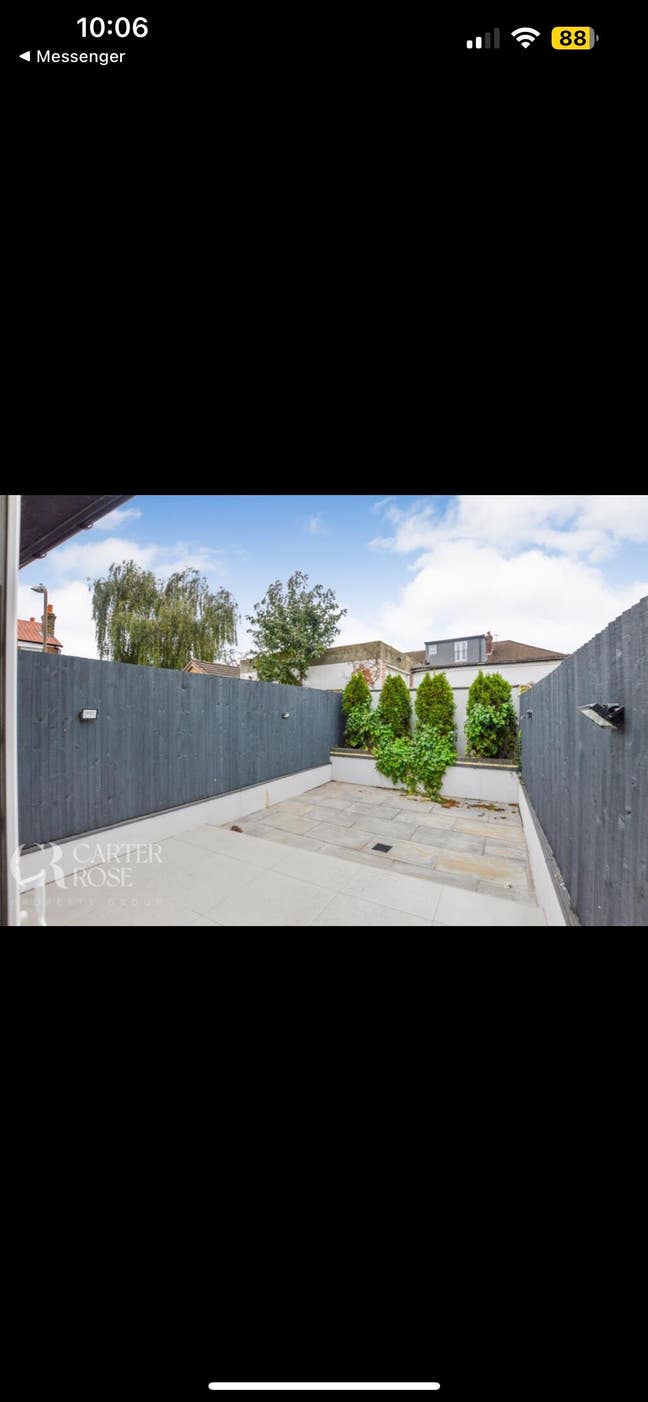 Double Room Available in 4 Bedroom House Main Photo