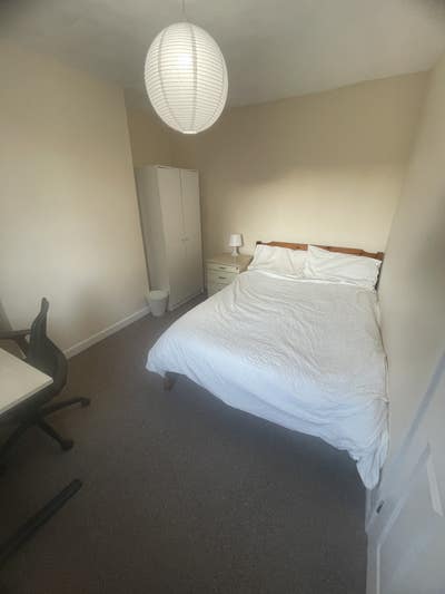 2 Large Double Bedrooms Available  Main Photo