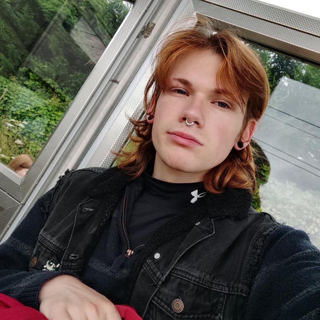 20, Looking for a room! Main Photo