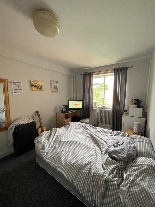 Replacement for room in Montgomery House Main Photo