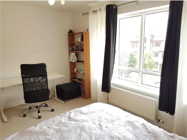 Stunning EnSuite DBL Room River Side Canary Wharf Main Photo