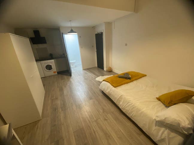 📍Stylish N16 Studio– Couples Allowed, 💑 Main Photo