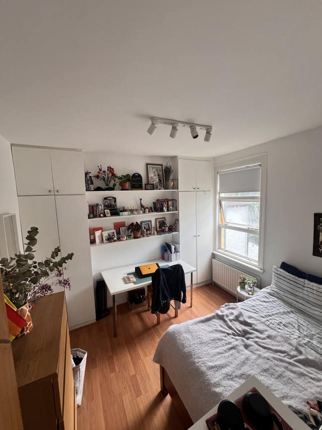 Room available E5 from end Sept🌟 Main Photo