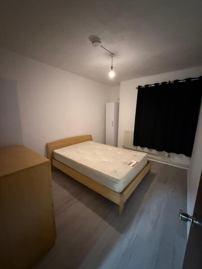 Spacious double rooms in mile end  Main Photo
