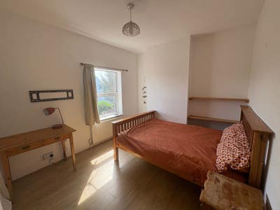 Bright spacious Double Bedrooms  Main Photo