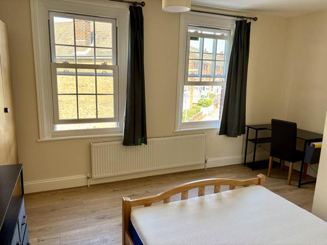 Renovated King size en-suite room Main Photo
