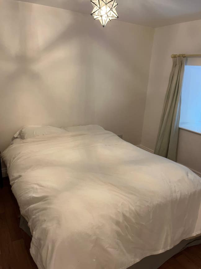 Three bedrooms available to rent Main Photo