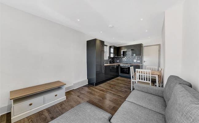 Beautiful 3-Bedroom Home with Modern Fittings Main Photo