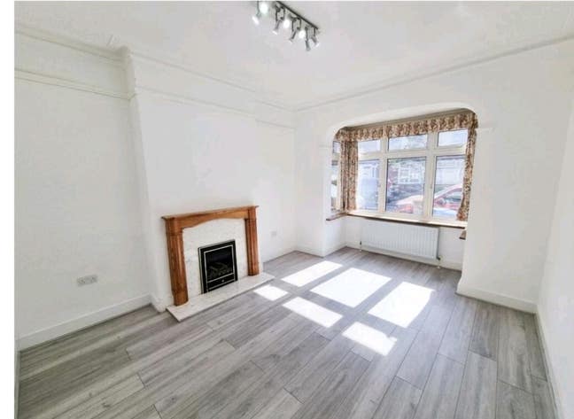 Double room for rent  Main Photo