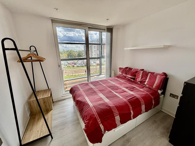 Bright Double room with Balcony Main Photo