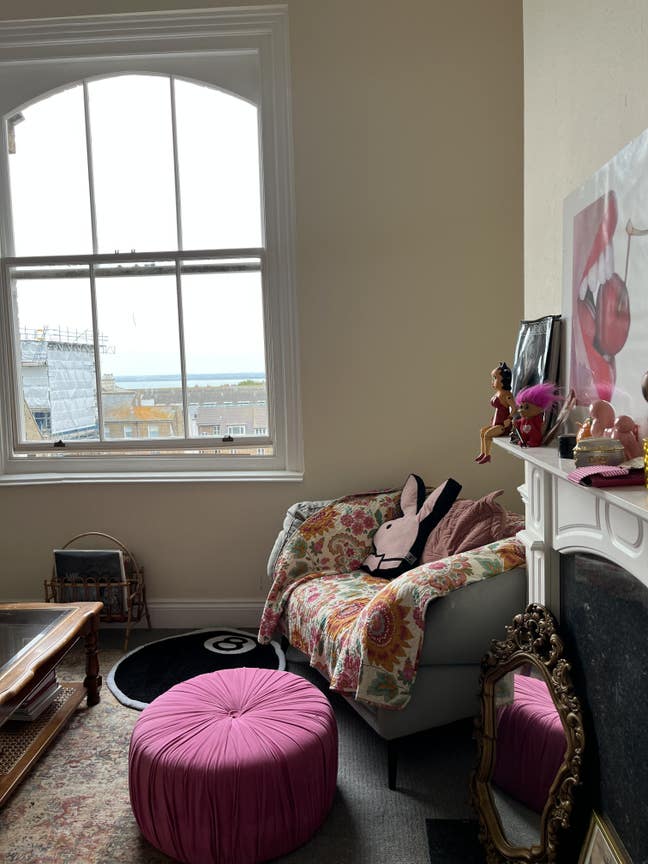 Looking for a roommate!  Main Photo