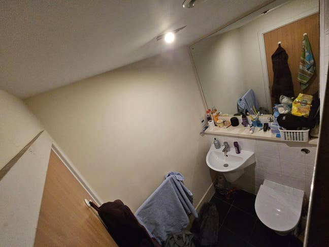 Ensuite Room for Rent 10 mins to city center Main Photo
