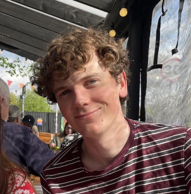 Recent graduate working in London! Main Photo