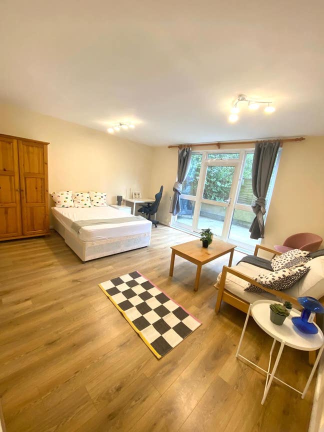 🎖Big Room and Private Patio Camden Town🎖 Main Photo
